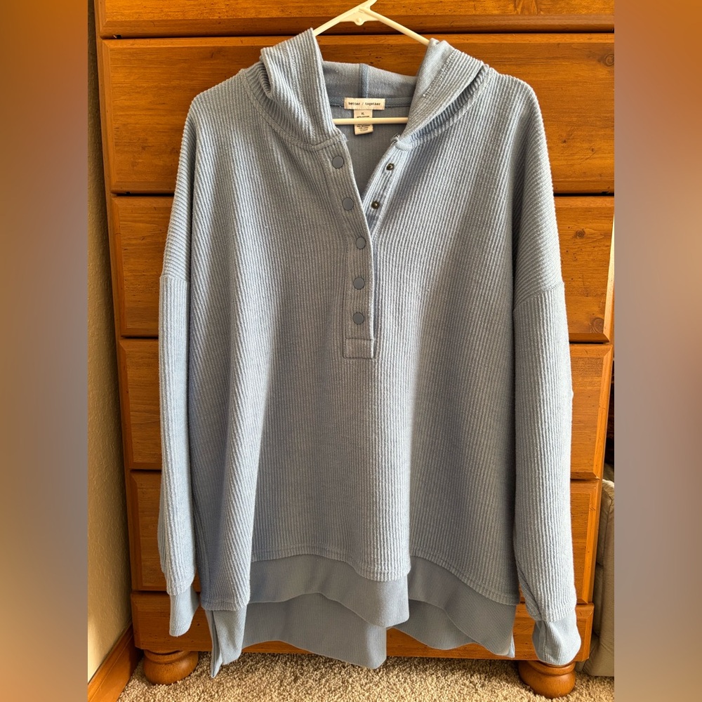 Women’s hoodie